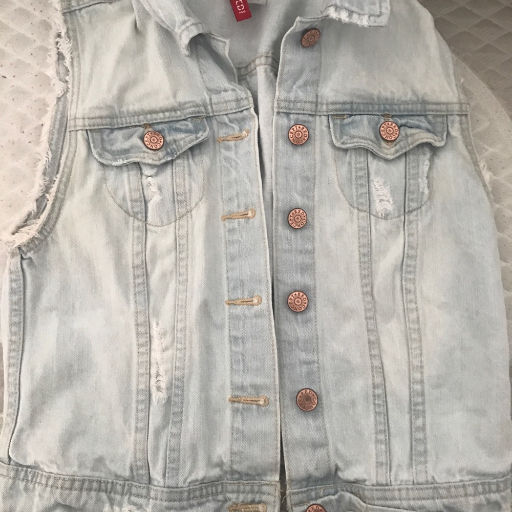 denim vest